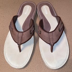 Women’s Sperry Flip-Flops